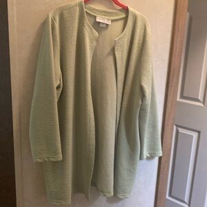 Light green Long sleeve blazer, size XL, good condition machine wash warm